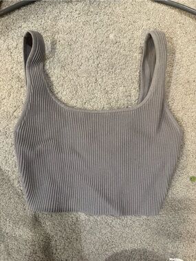 Aritzia babaton contour tank, xs
